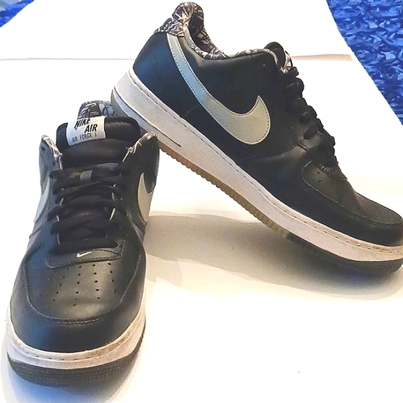 NIKE Air Force 1 Men's Metallic Silver Swoosh Black Sneakers Size 13 - Picture 10 of 12